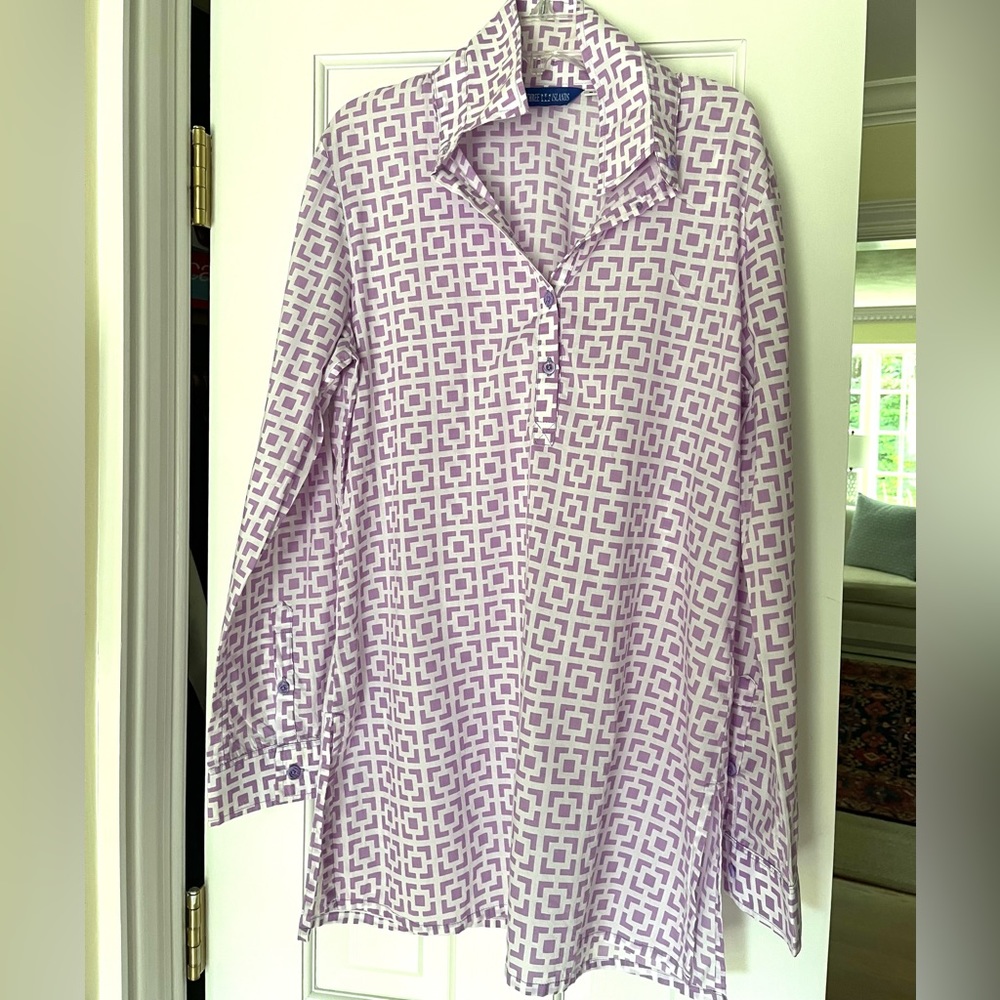 Cotton tunic three islands brand.  Size medium.  So so nice lavender white NWOT